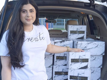 صندوق بريد لطيف للمنتجات الفنية مثل المطبوعات والقلائد ودبابيس المينا